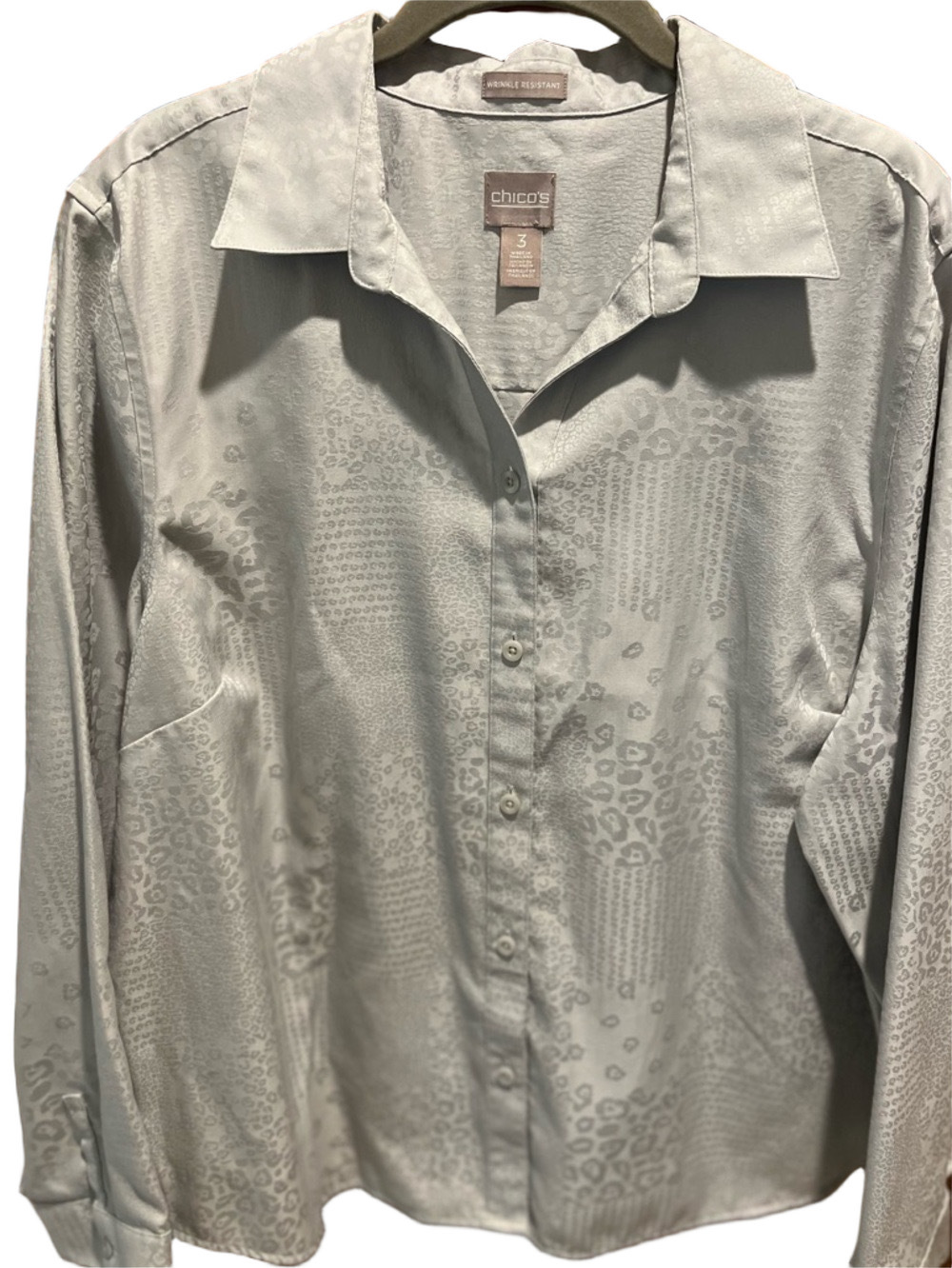 73. WOMENS CHICO’S 3/XL DETAIL TOP